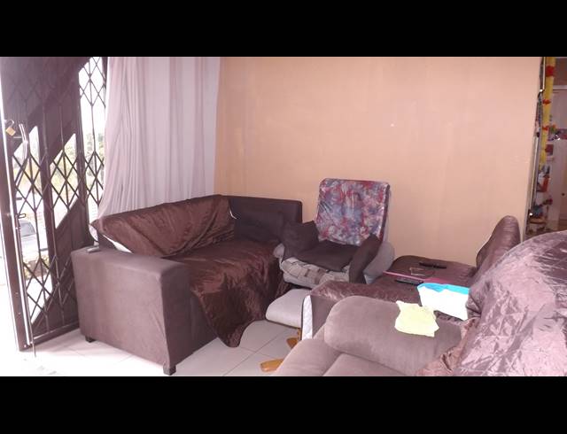 3 BEDROOM SIMPLEX FOR SALE IN BELLAIR
